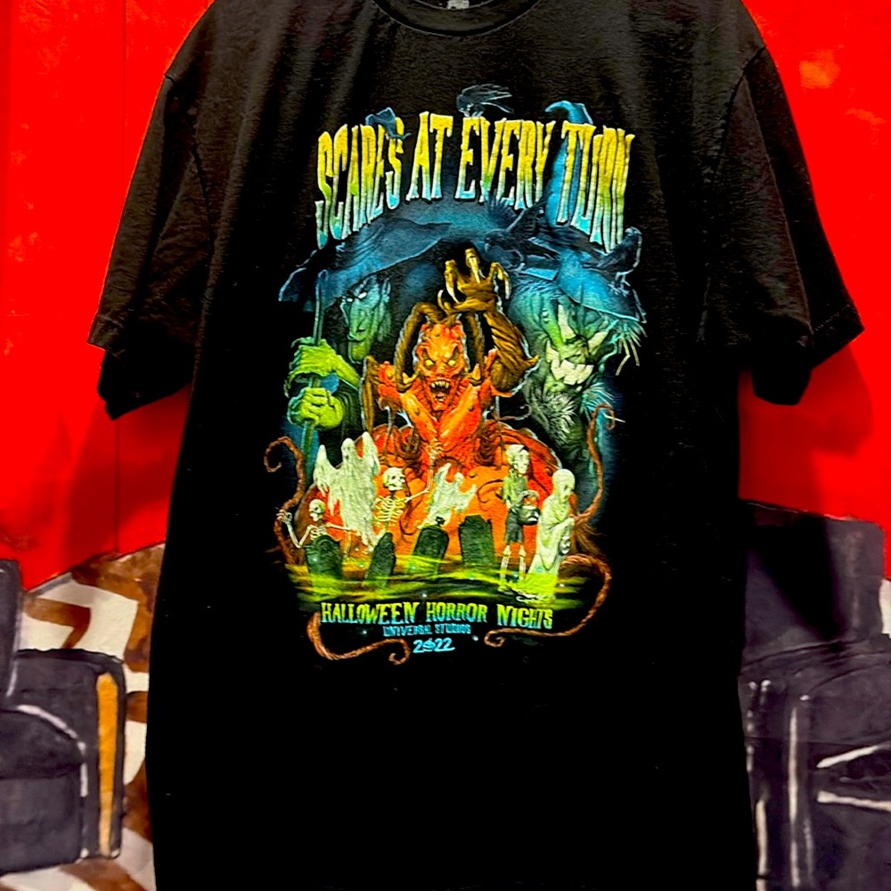 HHN 2022 Scares at Every Turn Tee